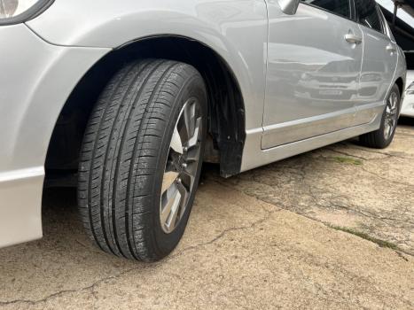 HONDA Civic 1.8 16V 4P FLEX LXS, Foto 5