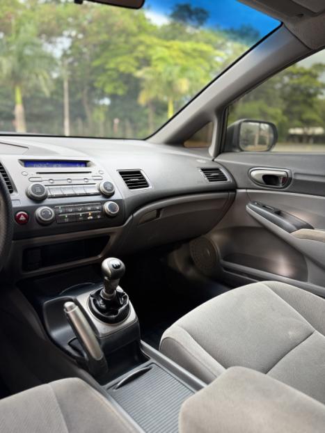 HONDA Civic 1.8 16V 4P FLEX LXS, Foto 18