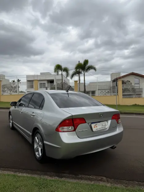 HONDA Civic 1.8 16V 4P LXS AUTOM�TICO, Foto 3