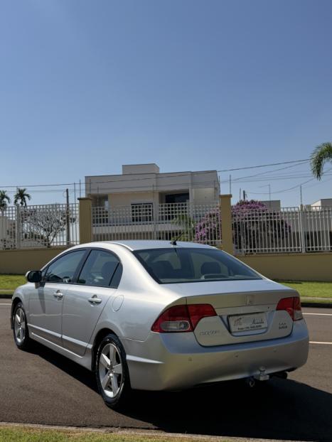 HONDA Civic 1.8 16V 4P FLEX LXS AUTOM�TICO, Foto 3