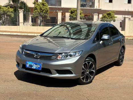 HONDA Civic 1.8 16V 4P FLEX LXS AUTOM�TICO, Foto 3