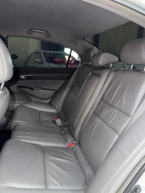 HONDA Civic 1.8 16V 4P FLEX LXS AUTOM�TICO, Foto 9