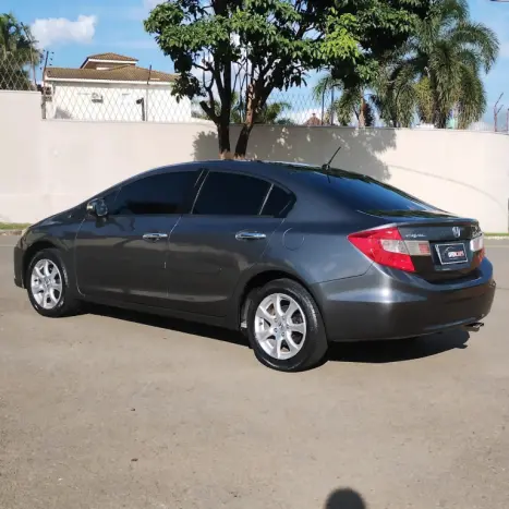 HONDA Civic 1.8 16V 4P FLEX EXS AUTOM�TICO, Foto 4