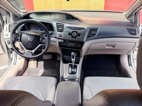 HONDA Civic 1.8 16V 4P FLEX LXS AUTOM�TICO, Foto 13