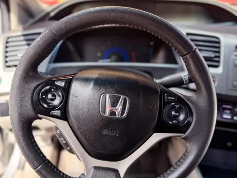 HONDA Civic 1.8 16V 4P FLEX LXS AUTOM�TICO, Foto 23