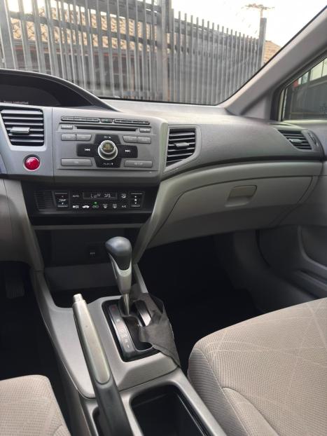 HONDA Civic 1.8 16V 4P FLEX LXS AUTOM�TICO, Foto 9