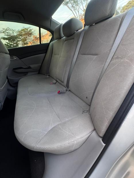 HONDA Civic 1.8 16V 4P FLEX LXS AUTOM�TICO, Foto 11