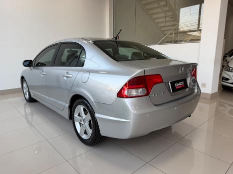 HONDA Civic 1.8 16V 4P LXS, Foto 4