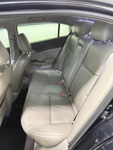 HONDA Civic 1.8 16V 4P FLEX LXS AUTOM�TICO, Foto 17