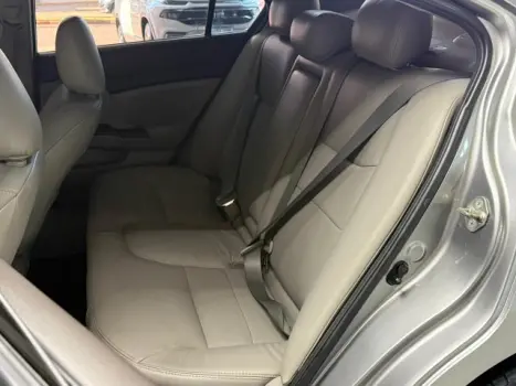 HONDA Civic 1.8 16V 4P FLEX LXS AUTOM�TICO, Foto 10