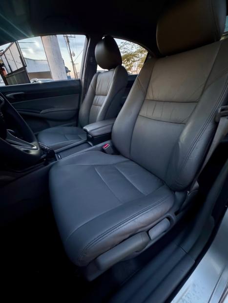 HONDA Civic 1.8 16V 4P FLEX LXL AUTOM�TICO, Foto 9