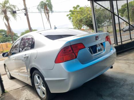 HONDA Civic 1.8 16V 4P FLEX LXS AUTOM�TICO, Foto 4