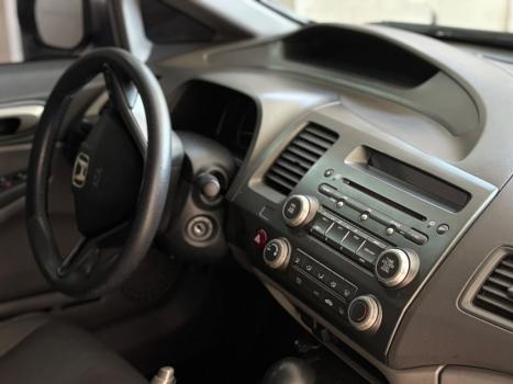 HONDA Civic 1.8 16V 4P FLEX LXL AUTOM�TICO, Foto 6
