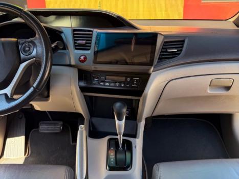 HONDA Civic 1.8 16V 4P FLEX LXS AUTOM�TICO, Foto 18