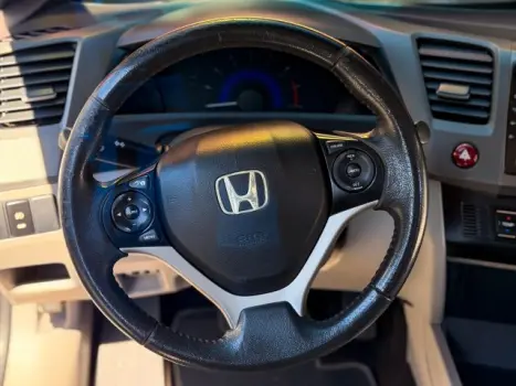 HONDA Civic 1.8 16V 4P FLEX LXS AUTOM�TICO, Foto 22