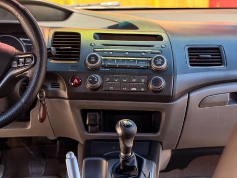 HONDA Civic 1.8 16V 4P FLEX LXS, Foto 18