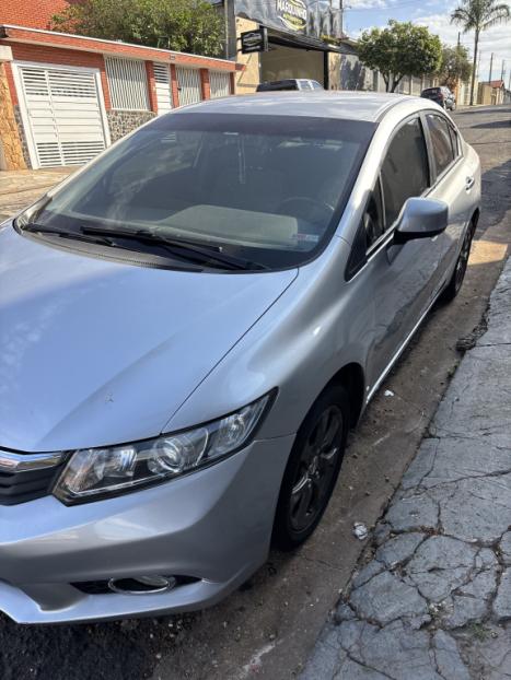 HONDA Civic 1.8 16V 4P FLEX LXS AUTOM�TICO, Foto 3