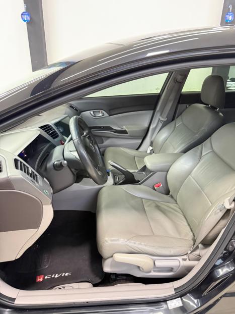 HONDA Civic 1.8 16V 4P FLEX LXS AUTOM�TICO, Foto 4