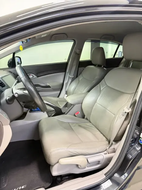 HONDA Civic 1.8 16V 4P FLEX LXS AUTOM�TICO, Foto 12