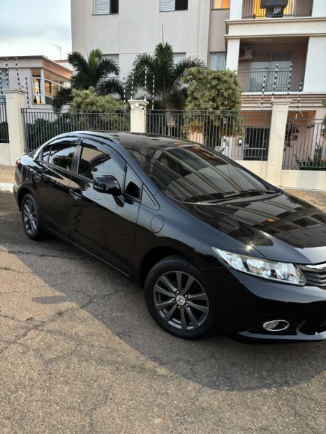 HONDA Civic 1.8 16V 4P FLEX LXS AUTOM�TICO, Foto 2