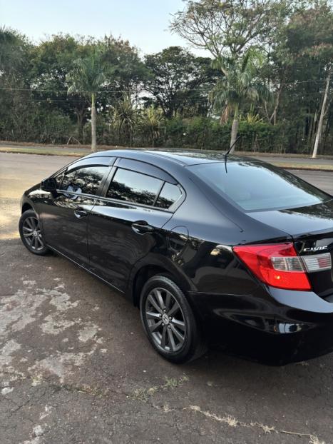 HONDA Civic 1.8 16V 4P FLEX LXS AUTOM�TICO, Foto 3