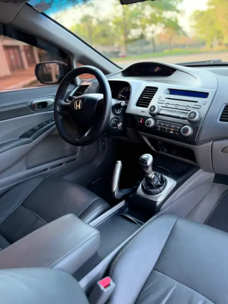 HONDA Civic 1.8 16V 4P FLEX LXS, Foto 10