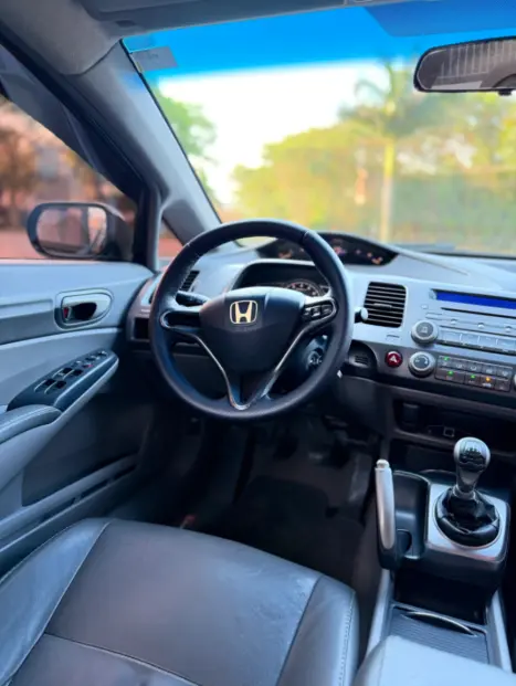 HONDA Civic 1.8 16V 4P FLEX LXS, Foto 17