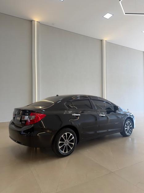 HONDA Civic 2.0 16V 4P EXR, Foto 4