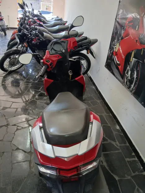 HONDA Elite 125 , Foto 4