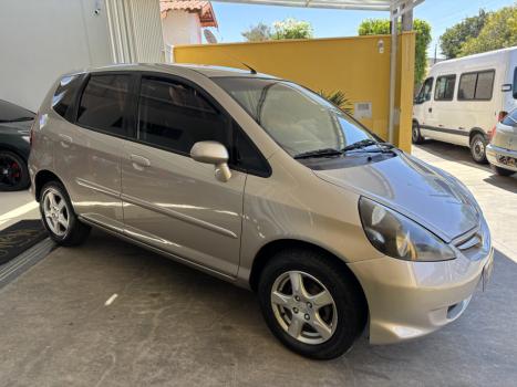 HONDA Fit 1.4 16V 4P LX FLEX AUTOMÁTICO, Foto 3 HONDA Fit 1.4 16V 4P LX FLEX AUTOMÁTICO, Foto 3