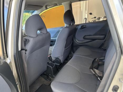 HONDA Fit 1.4 16V 4P LX FLEX AUTOMÁTICO, Foto 7 HONDA Fit 1.4 16V 4P LX FLEX AUTOMÁTICO, Foto 7