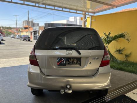 HONDA Fit 1.4 16V 4P LX FLEX AUTOMÁTICO, Foto 9 HONDA Fit 1.4 16V 4P LX FLEX AUTOMÁTICO, Foto 9