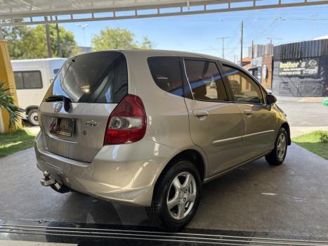 HONDA Fit 1.4 16V 4P LX FLEX AUTOMÁTICO, Foto 10 HONDA Fit 1.4 16V 4P LX FLEX AUTOMÁTICO, Foto 10