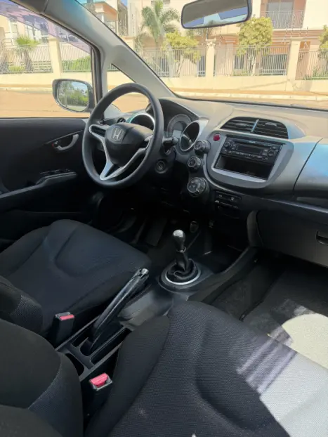 HONDA Fit 1.4 16V 4P LX, Foto 9