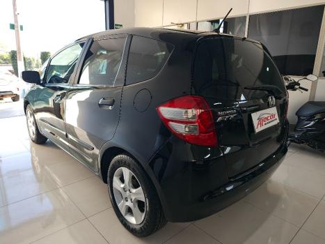 HONDA Fit 1.4 4P LX FLEX, Foto 9 HONDA Fit 1.4 4P LX FLEX, Foto 9