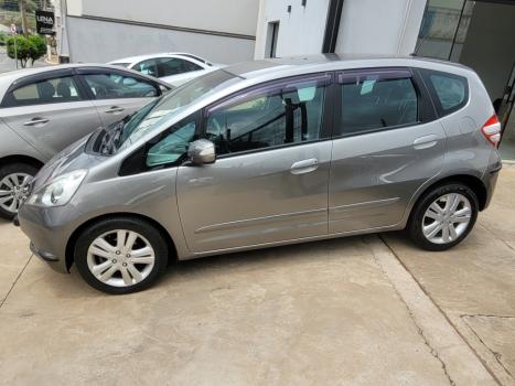 HONDA Fit 1.5 16V 4P EX FLEX AUTOMÁTICO, Foto 5 HONDA Fit 1.5 16V 4P EX FLEX AUTOMÁTICO, Foto 5