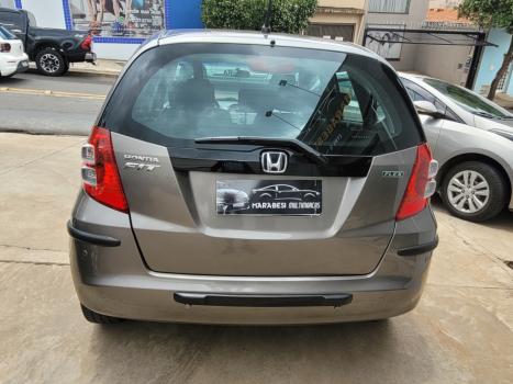 HONDA Fit 1.5 16V 4P EX FLEX AUTOMÁTICO, Foto 7 HONDA Fit 1.5 16V 4P EX FLEX AUTOMÁTICO, Foto 7