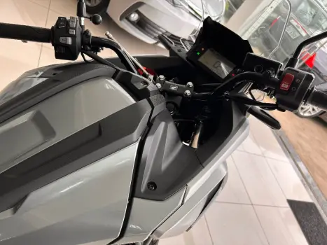HONDA NC 750 X ABS, Foto 5