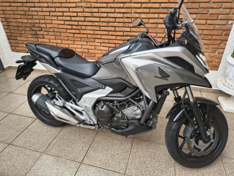 HONDA NC 750 X ABS, Foto 3