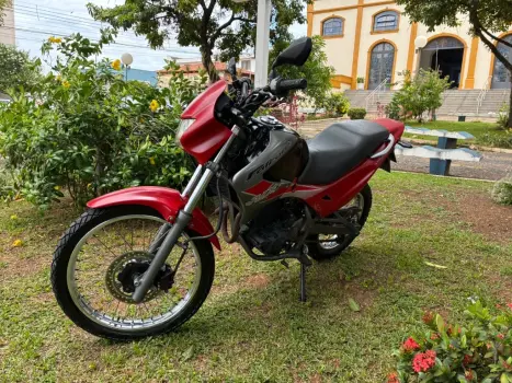 HONDA NX Falcon 400, Foto 4