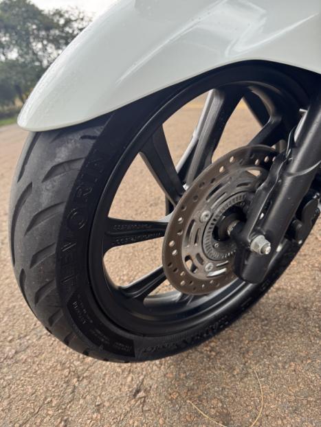 HONDA PCX 150 DLX, Foto 3
