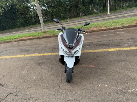 HONDA PCX 150 DLX, Foto 10
