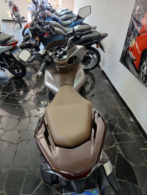 HONDA PCX 150 DLX, Foto 4
