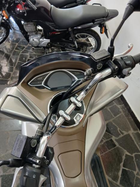 HONDA PCX 150 DLX, Foto 6