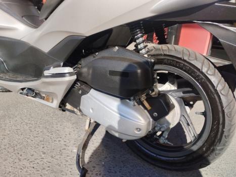 HONDA PCX 150 DLX, Foto 4