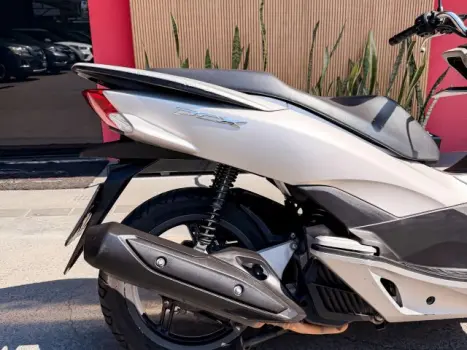 HONDA PCX 150 DLX, Foto 6