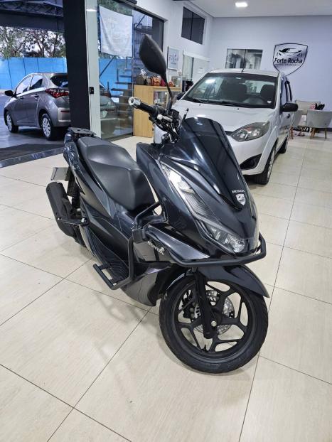 HONDA PCX 160 DLX ABS, Foto 3