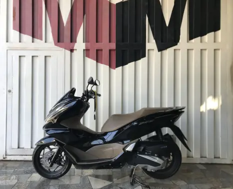 HONDA PCX 160 DLX ABS, Foto 2