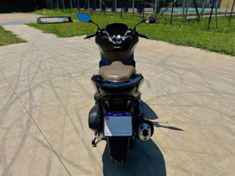 HONDA PCX 160 DLX ABS, Foto 3