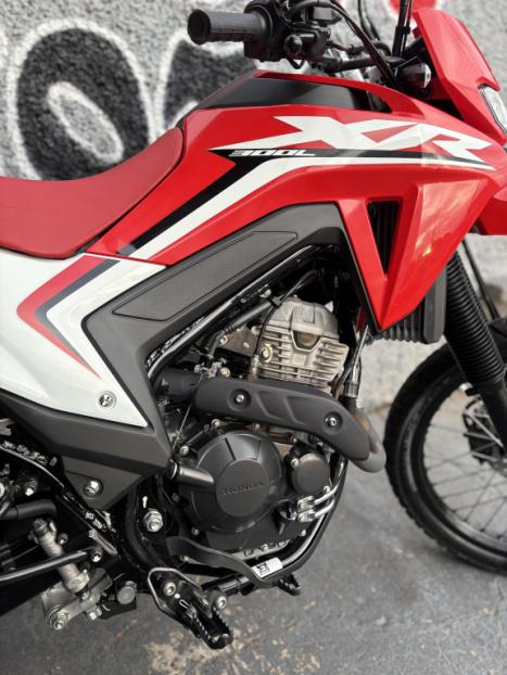 HONDA XR 300 L Tornado , Foto 2